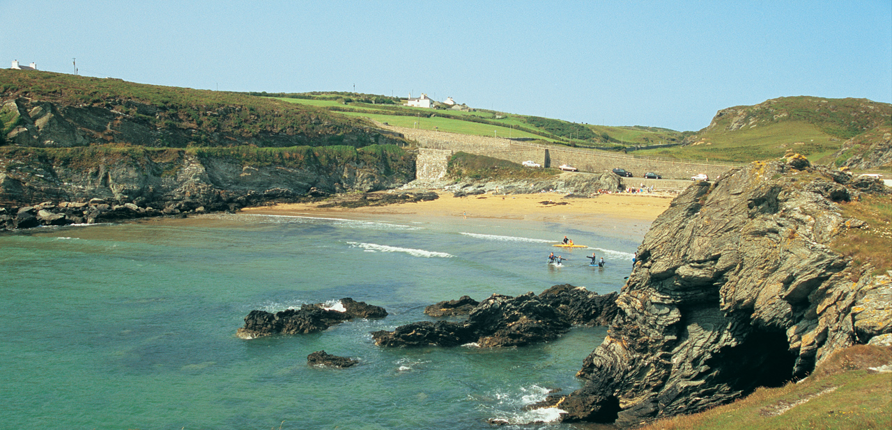 Porth Dafarch Beach Anglesey Caravan Parks porth-dafarch-beach-anglesey-caravan-parks